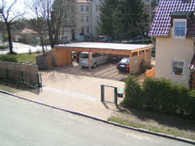 Blick aufs Nachbargrundstück