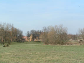 Promenade in der Nähe der Görlitzer Straße 22